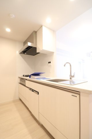 プレディアコート鷺沼のキッチン|間取り反転タイプのお部屋の写真です。
前回募集時の写真です。現況優先