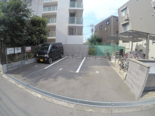 【駐車場】 | アベニール