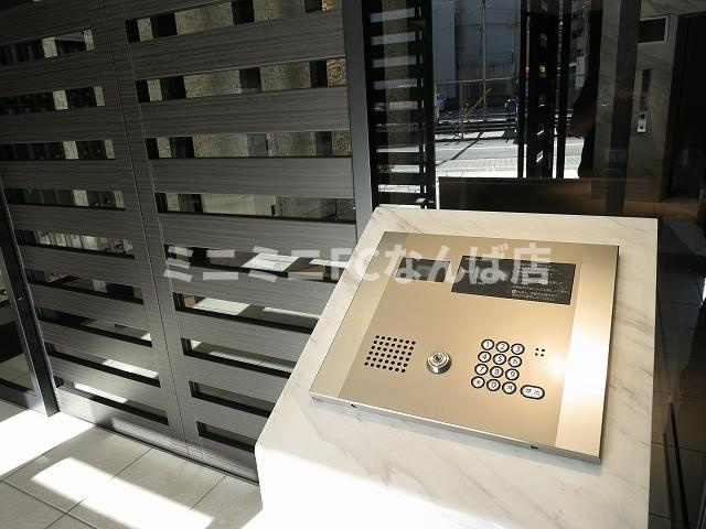 スワンズシティ天満橋のエントランス