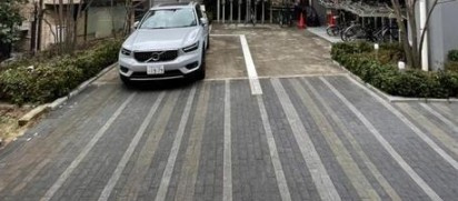 品川区小山６丁目の賃貸マンションの駐車場