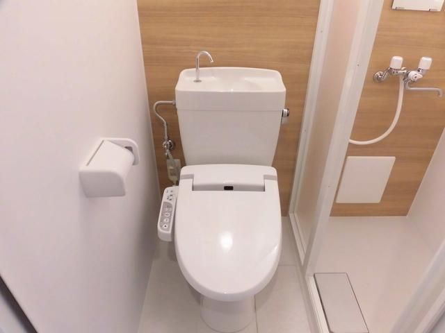 品川区小山６丁目の賃貸マンションのトイレ