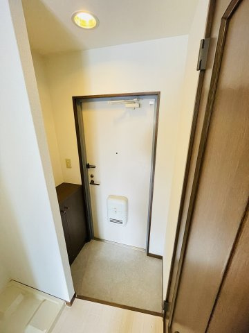 【玄関】アルマーレ 