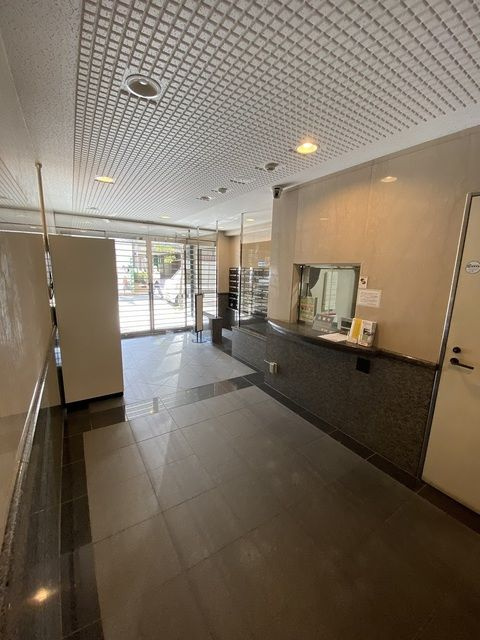 コスモ小石川のエントランス