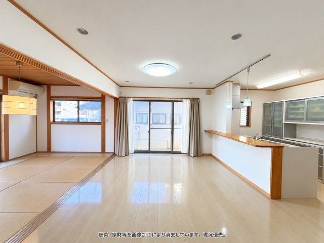 米子市皆生3丁目戸建の居間・リビング