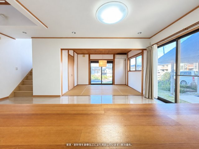 米子市皆生3丁目戸建の居間・リビング