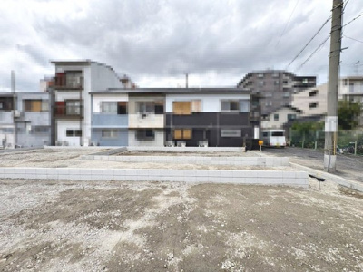 【外観】 | 公園南矢田２丁目　新築分譲住宅　全３区画 | 【ＬＤＫ約１８帖】大きな窓のあるリビングは、陽光あふれる明るい空間です♪居心地良く、ご家族皆がゆったり寛げる憩いの空間となりそうです♪