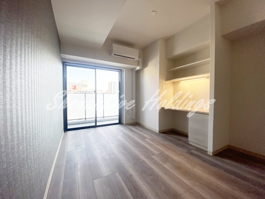 ラフィシア関内の居間・リビング