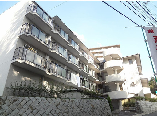 プレアール京都北山の外観
