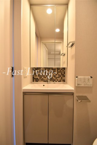 BluRock後楽園の独立洗面台