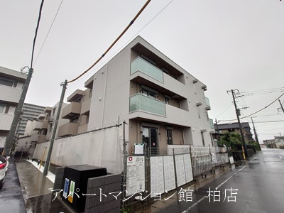 ルボワ　ウエストの外観