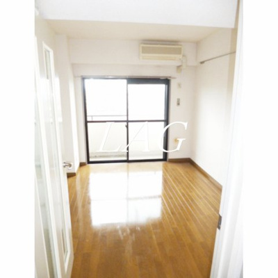 【居間・リビング】 | 大塚ビル２ | 洋室のお部屋です。