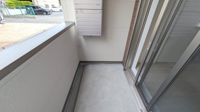 【バルコニー】