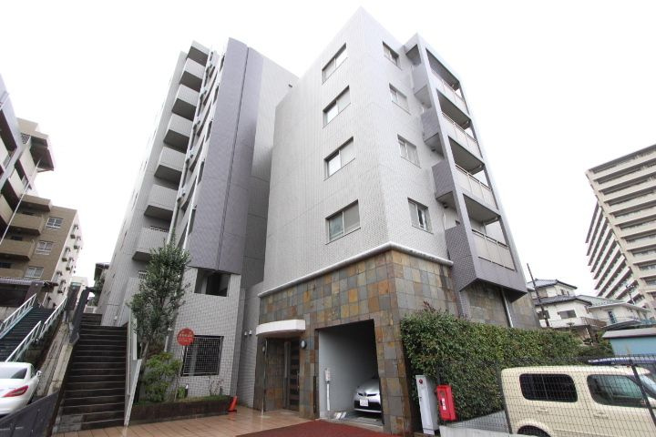 AXIS　KASHIWAの外観