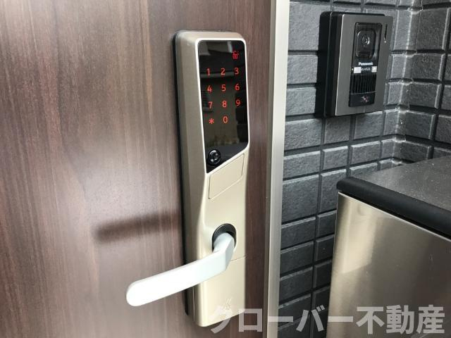 ラ・フォルテⅢの玄関|電子錠