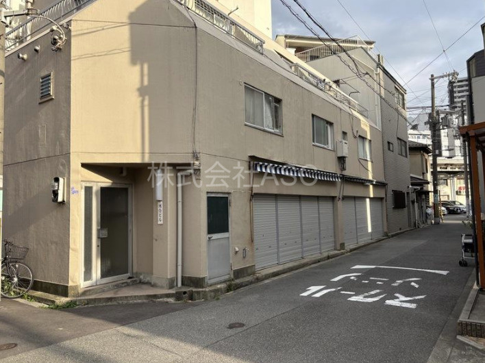 河合ビルの外観