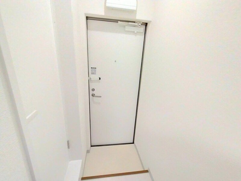 パレス中川IIの玄関