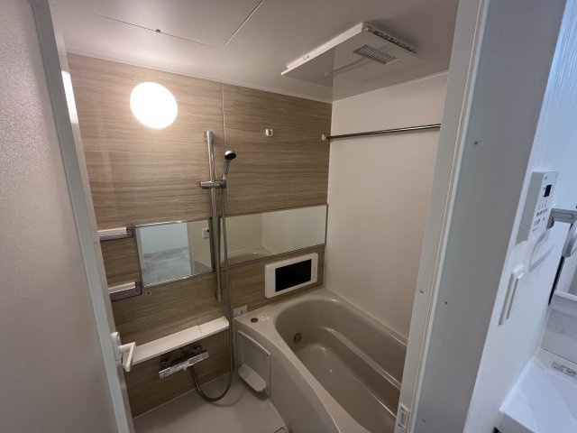 プレジオ荒本新町の浴室