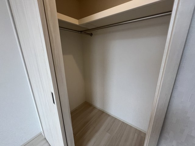 プレジオ荒本新町の収納