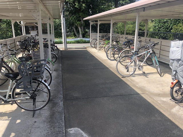 サンハイツコヤマのその他共用部分|自転車置場