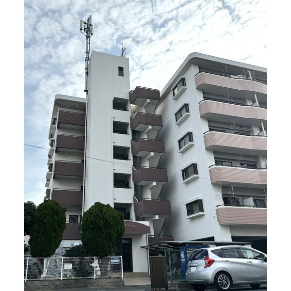 五百石マンションの外観