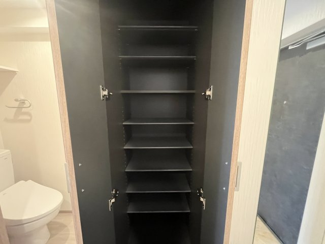 プレジオ荒本新町の収納