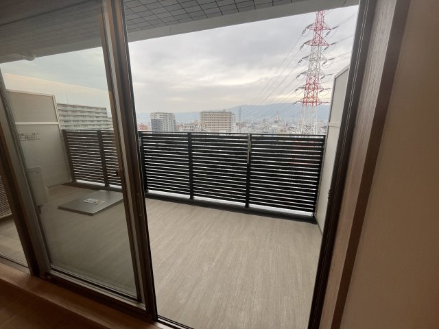 プレジオ荒本新町のバルコニー
