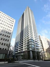 プレミストタワー靭本町の外観