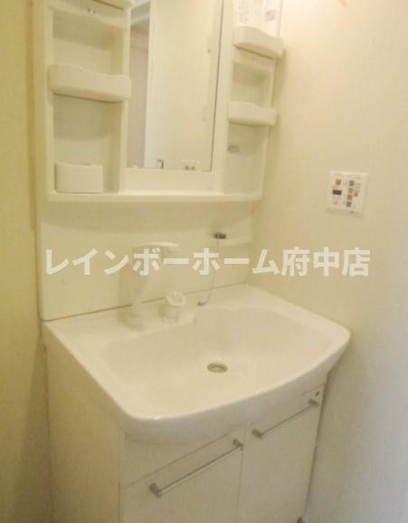 ドルチェ東京府中・弐番館の独立洗面台