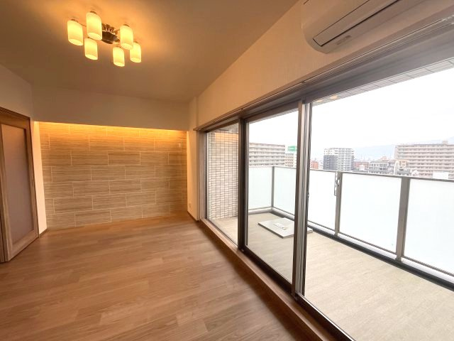 プレジオ荒本新町の居間・リビング