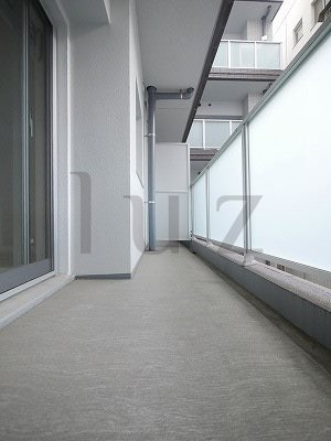 リヴシティ横濱新川町弐番館のバルコニー