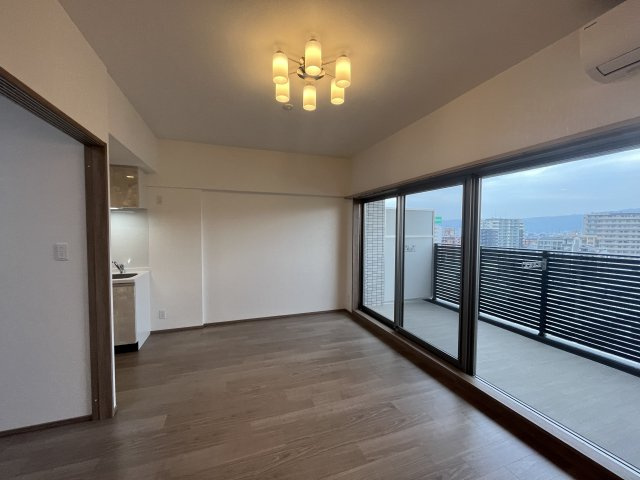 プレジオ荒本新町の居間・リビング