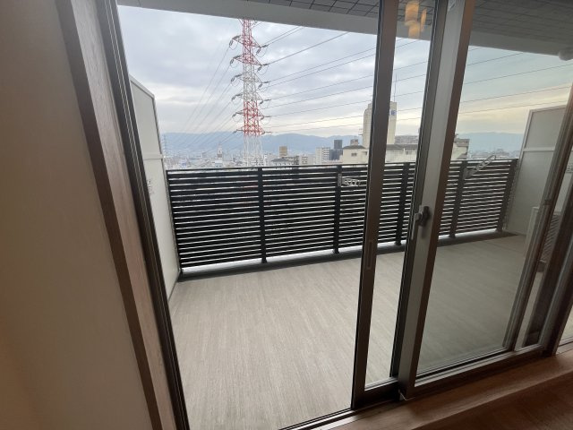 プレジオ荒本新町のバルコニー