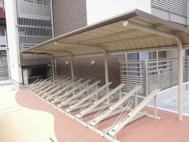ミランダルッシェロのその他