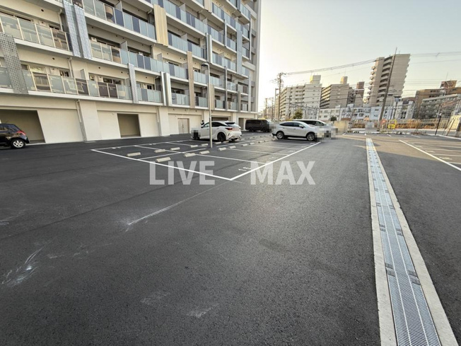 【駐車場】ブランシエスタ南吹田パークサイド