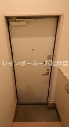 セナリオフォルム北小金の玄関|明るい玄関です