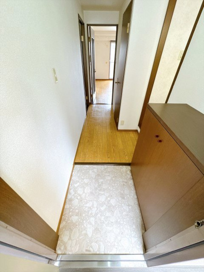 【玄関】 | サンシェール千里