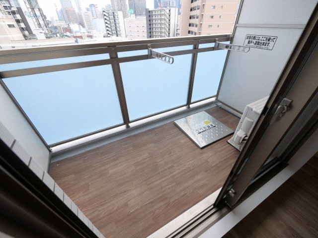 プレサンス梅田北ディアのバルコニー