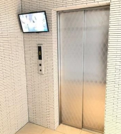 グランシャリオ西新井のロビー