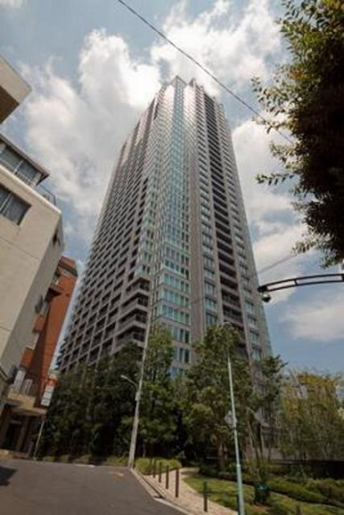 港区六本木３丁目の賃貸マンション