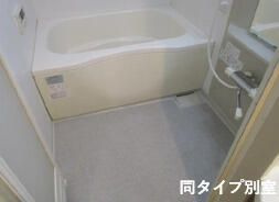 ＫＳソレイユの浴室