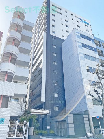 プレサンスジェネ丸の内の外観