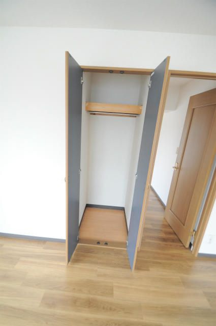 かどやビルの収納