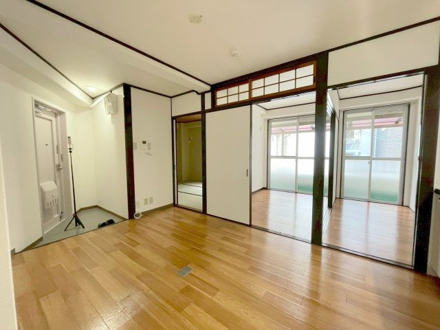 ハイツ東淀の居間・リビング