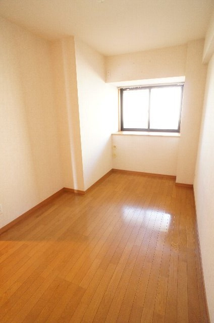 グランコート蘇我の子供部屋|玄関側洋室にもエアコン設置可能