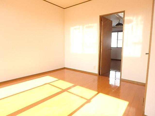 梅原アパート の居間・リビング