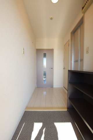 【玄関】 | エイチ・ツー・オー河内長野
