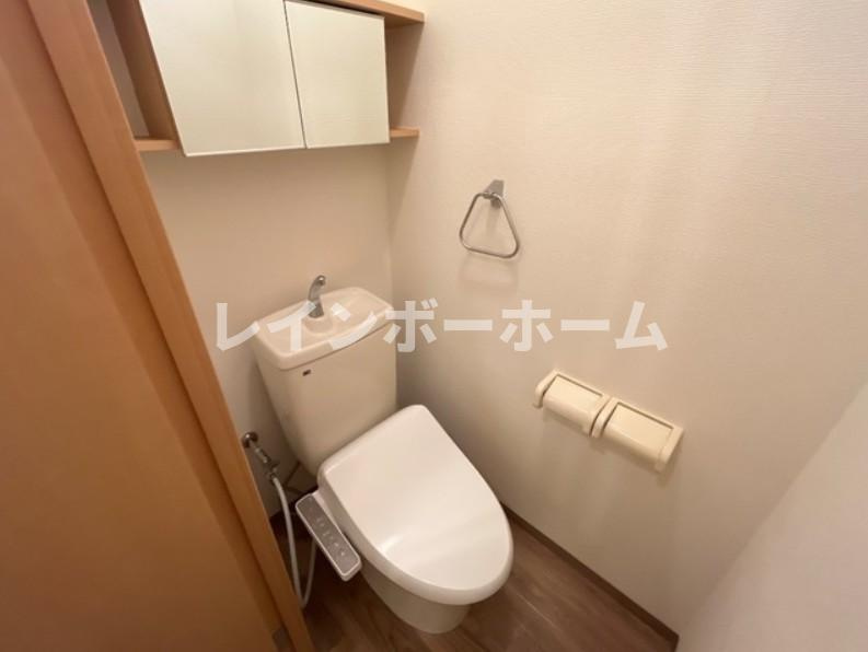 リトルフォレスト【仲介手数料：50％OFF】対象物件！のトイレ|シンプルで使いやすいトイレです