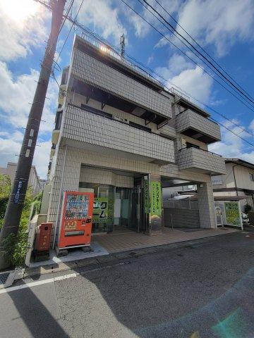 コーラルハイツの外観