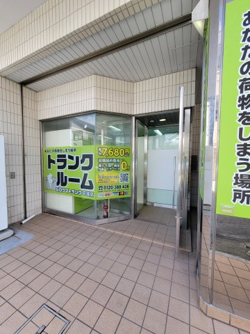 コーラルハイツのエントランス