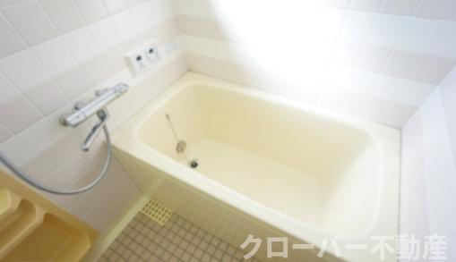 ストーンレイク子の浜Ｃ棟の浴室|バス